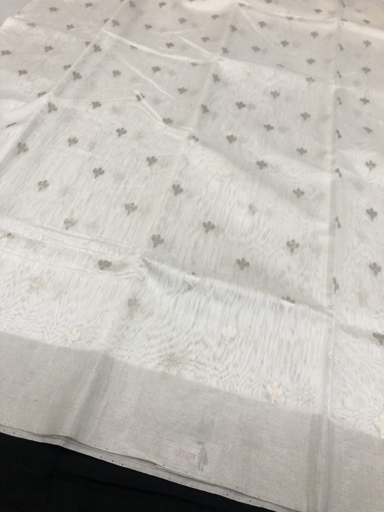 White Eknaliya Motif