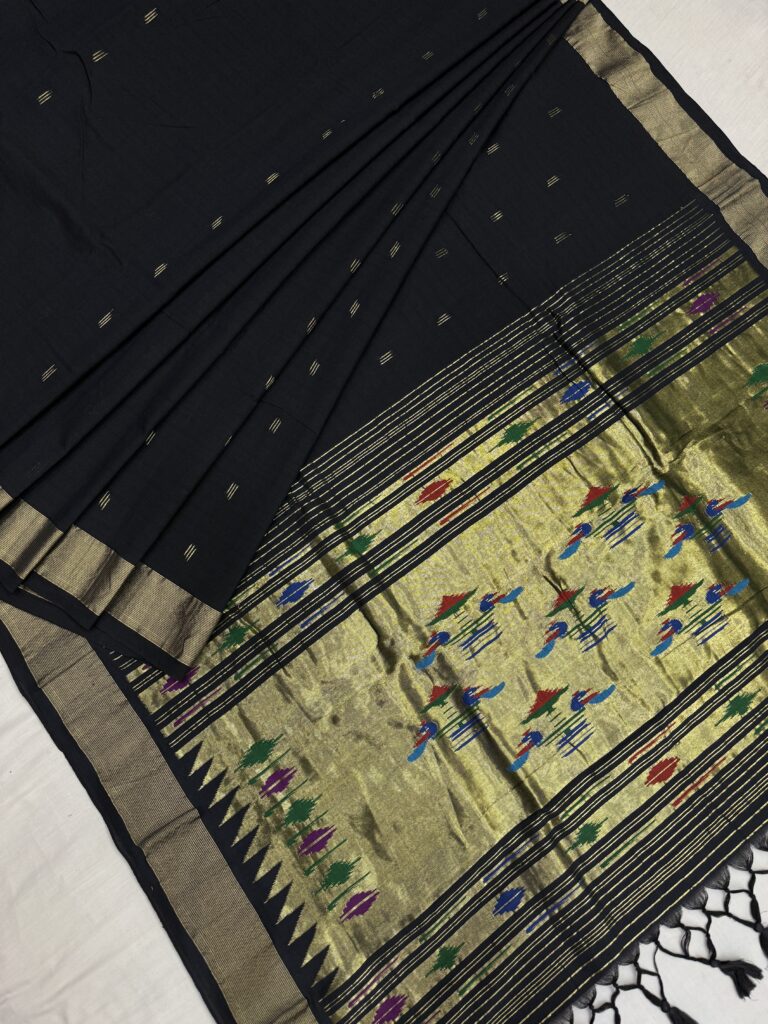 Black Gold Cotton Paithani Double Pallu Saree 9