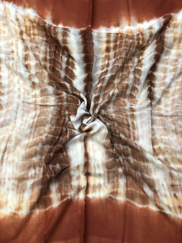 Gerua White Shibori Mulmul Tassels