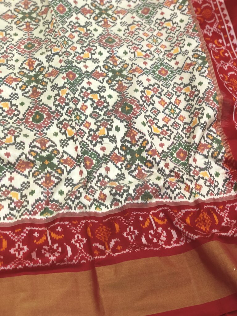 Off White Red 028 Pochampally Silk Saree
