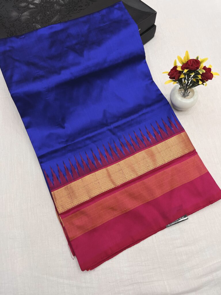 Navy Blue Pink Temple Pochampally Silk Saree 16