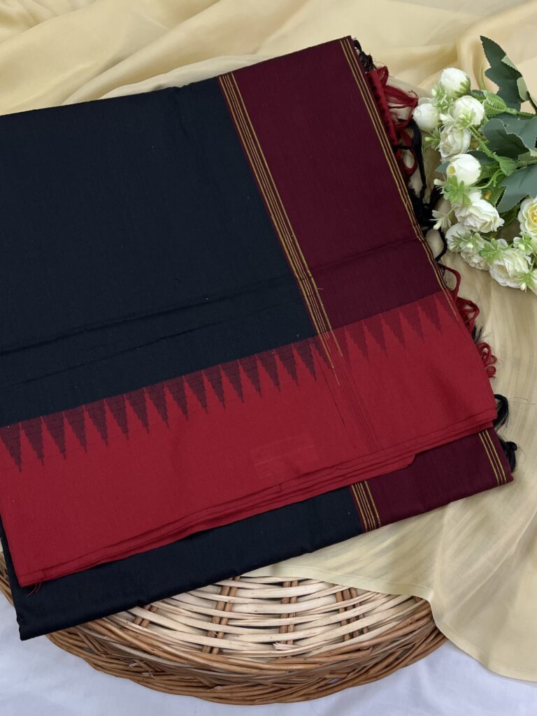 Kalyani Cotton Plain Body Stripe Pallu 010