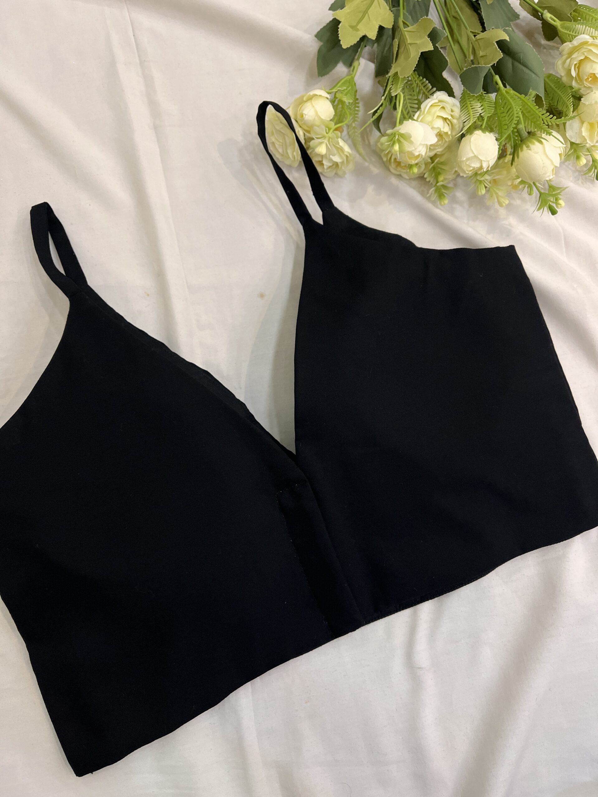 MAGRE Women Black Satin Bralette Crop Top Price in India, Full  Specifications & Offers