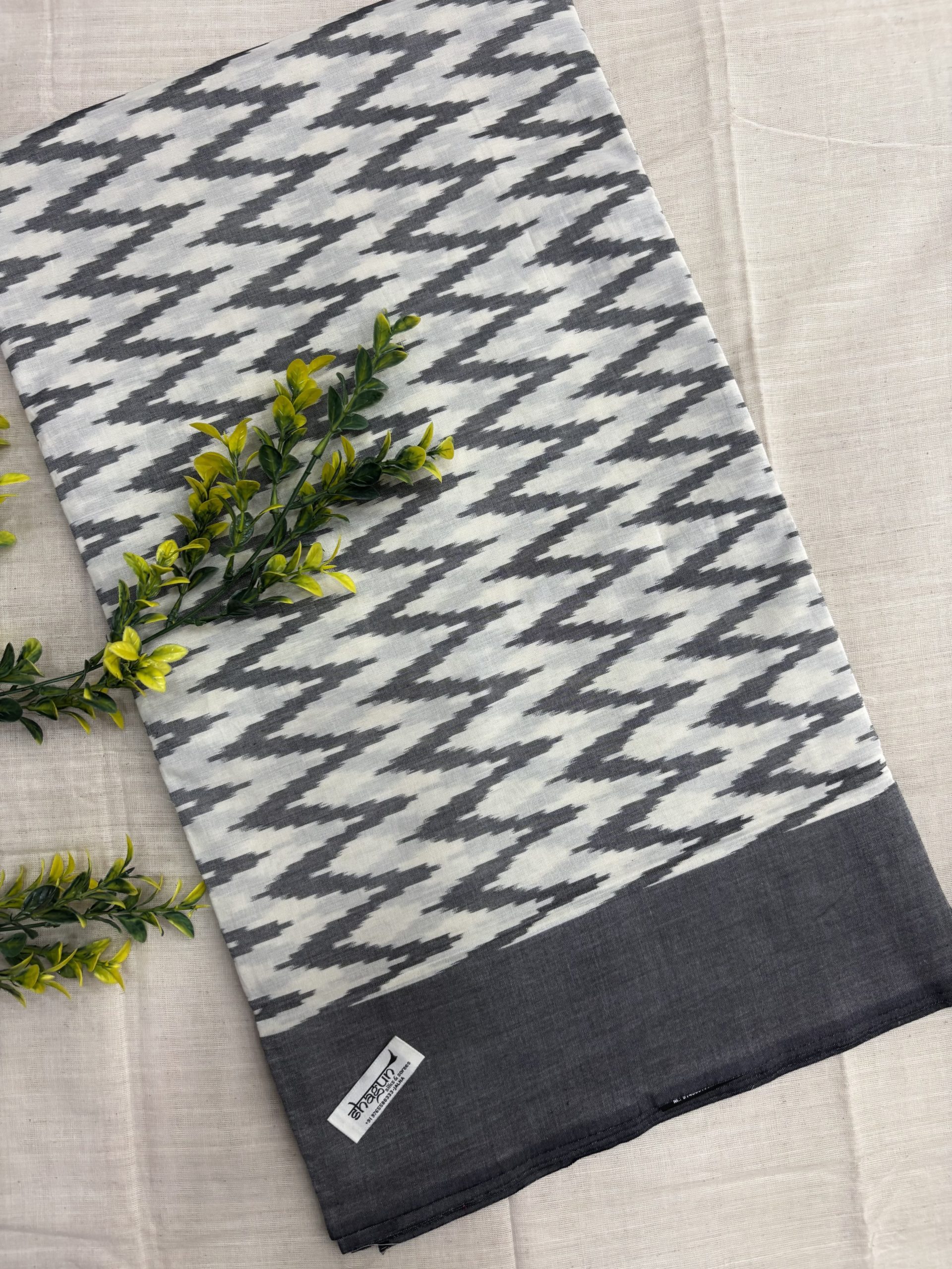 Pure Ikkat Handloom Cotton Saree 05