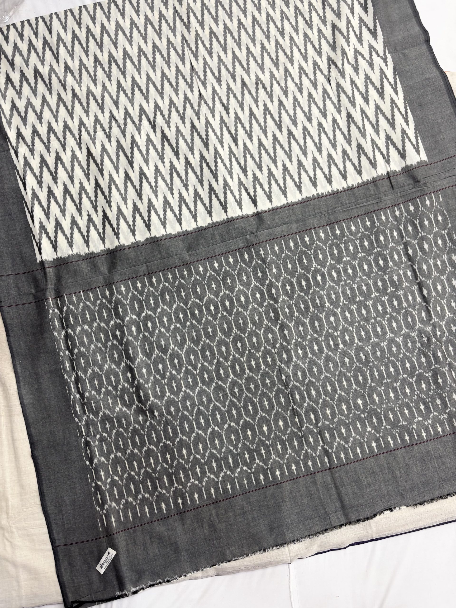 Pure Ikkat Handloom Cotton Saree 05