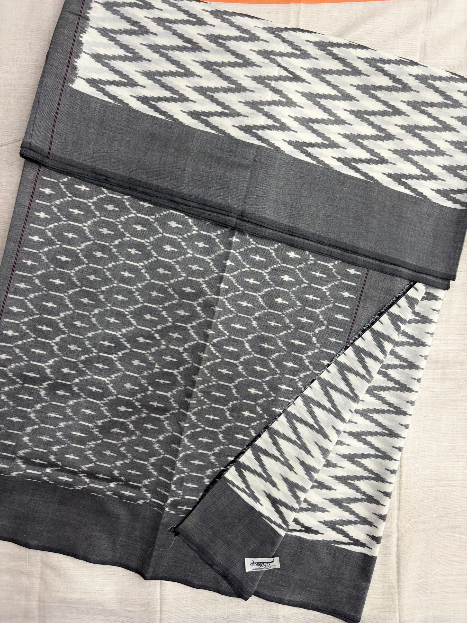 Pure Ikkat Handloom Cotton Saree 05